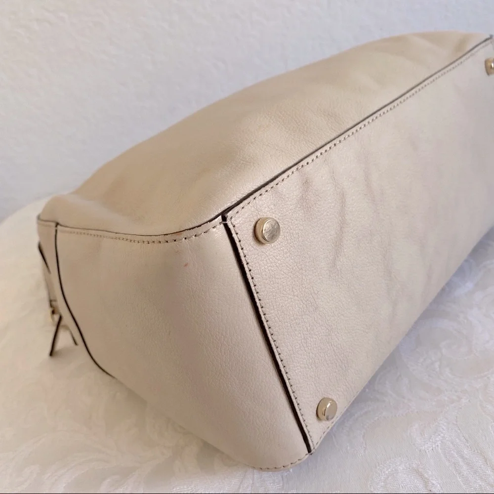 Kate spade beige chain strap leather bag